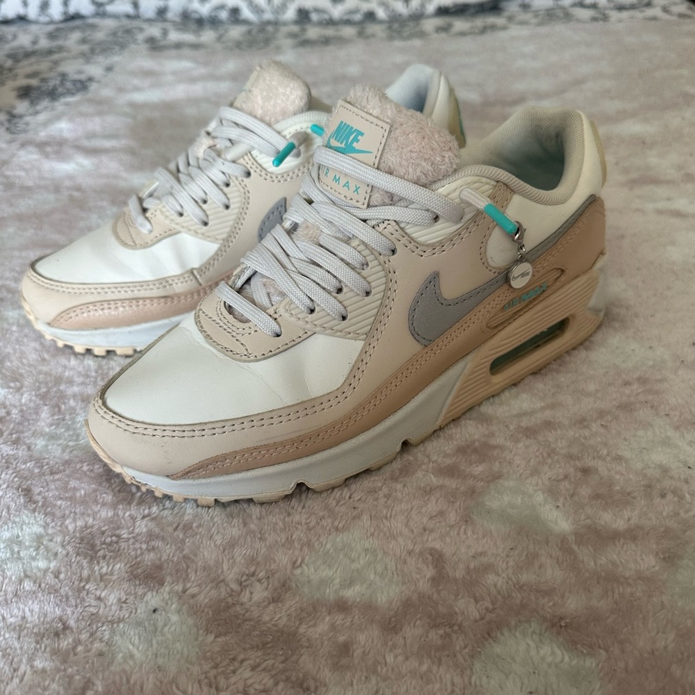 Nike Cream and Tan Sneakers with Air Max Comfort